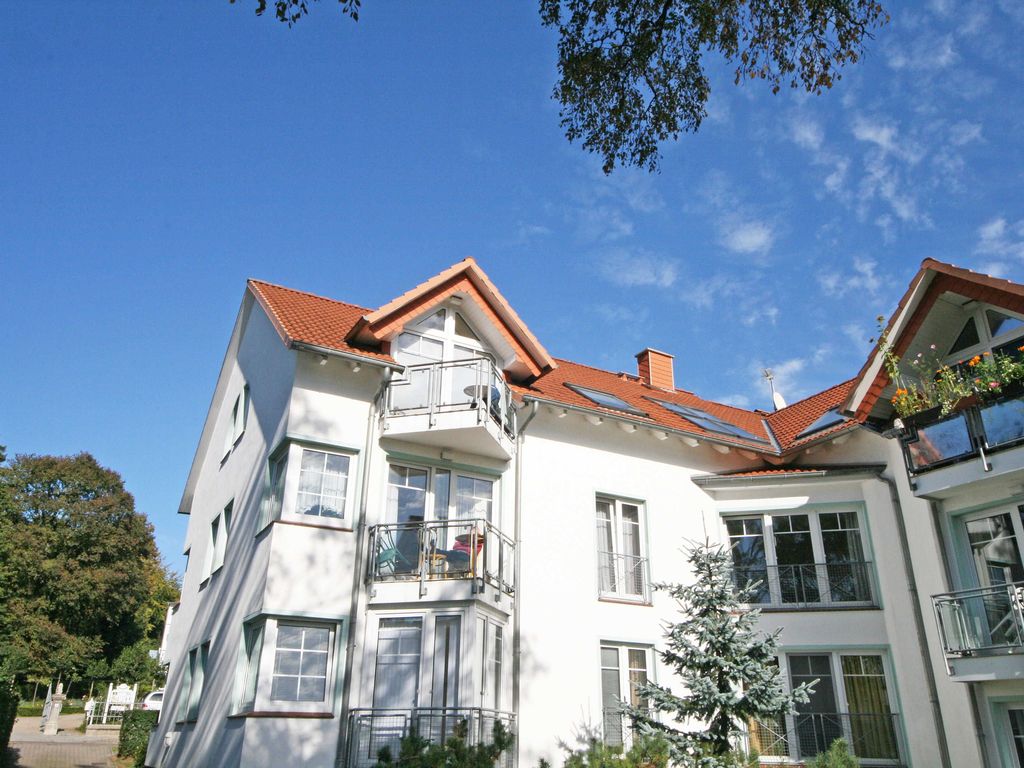 Blick vom Parkplatz zum Haus Granitzblick
