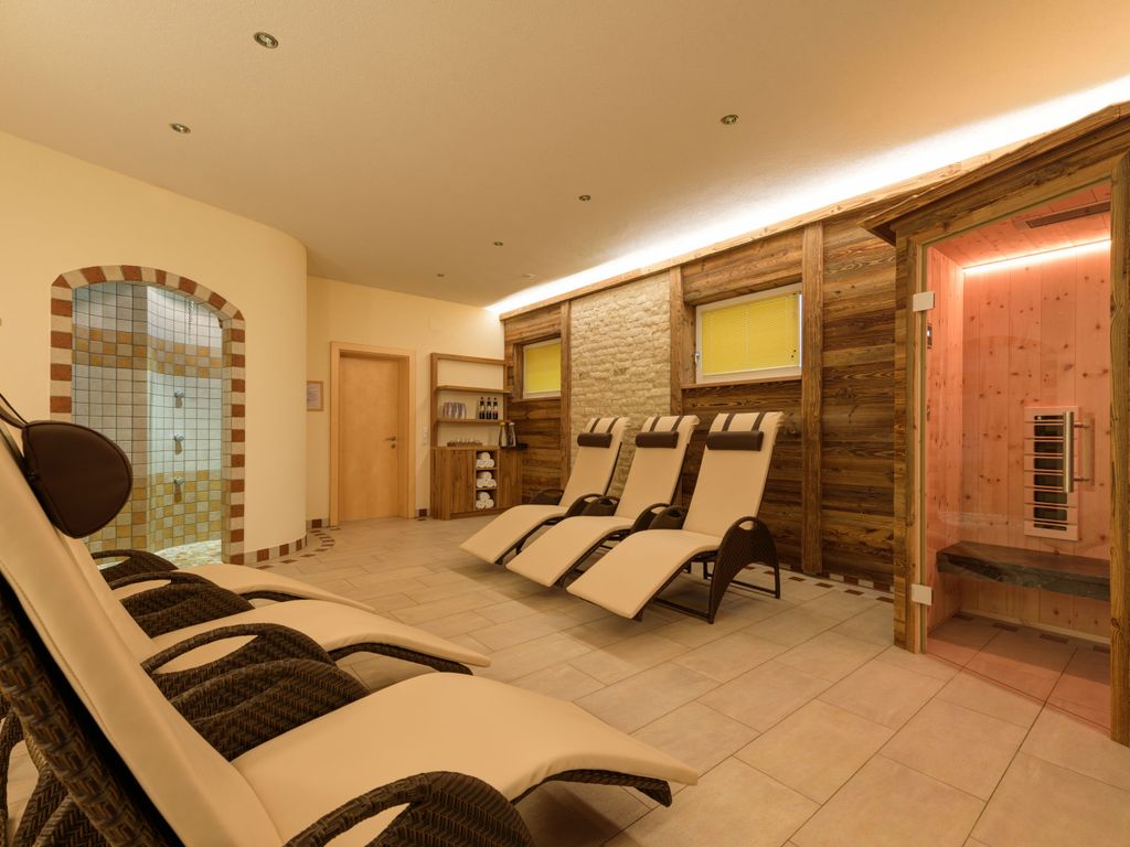 Wellness mit Sauna, Dampfbad und Infrarotkabine