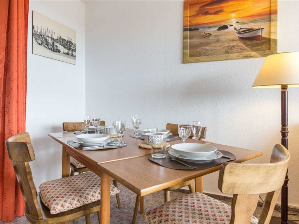 Wohnzimmer mit Essbereich