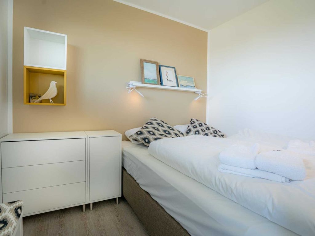 2. Schlafzimmer