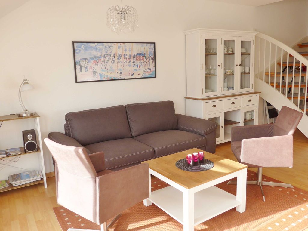 Wohnraum mit gemütlicher Sitzecke