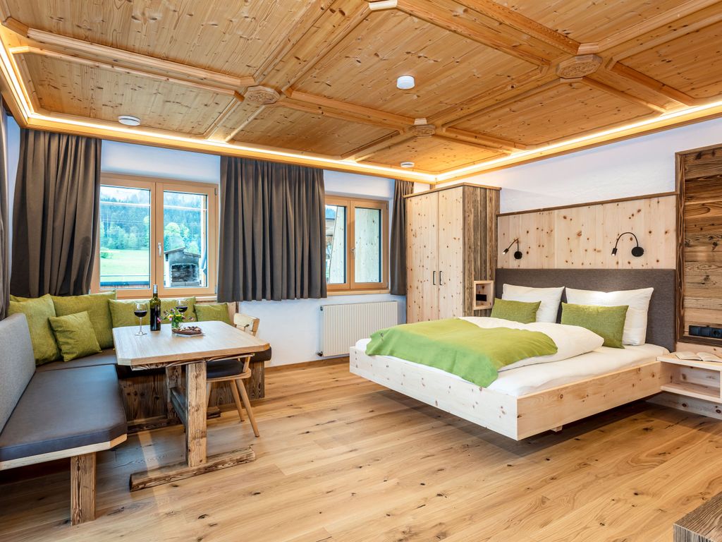 Wohn-/Schlafzimmer