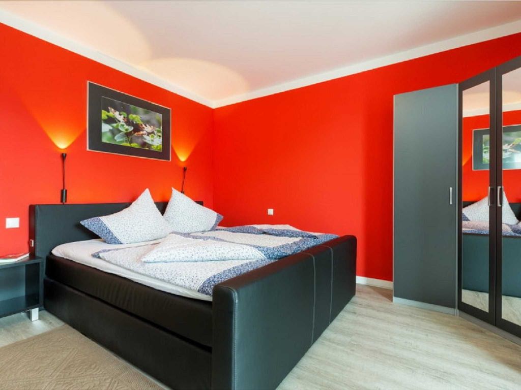 Schlafzimmer mit Doppelbett