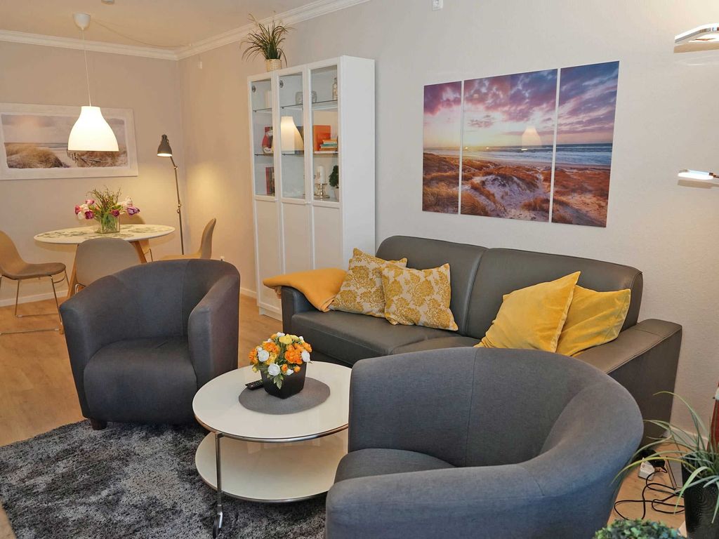 Renovierung in 2020: Wohnzimmer mit Schlafsofa
