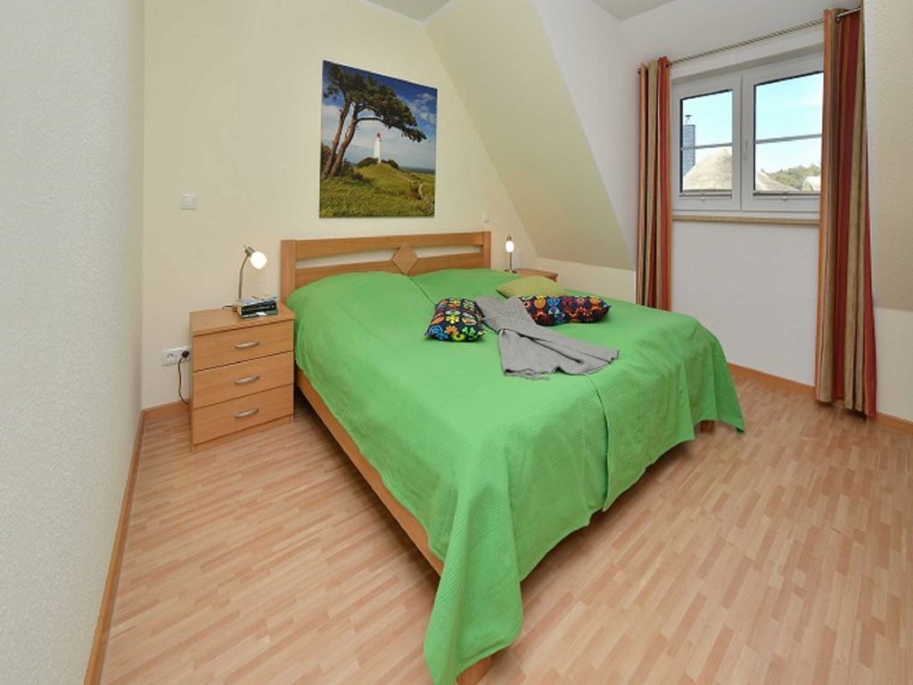 Schlafzimmer mit Doppelbett
