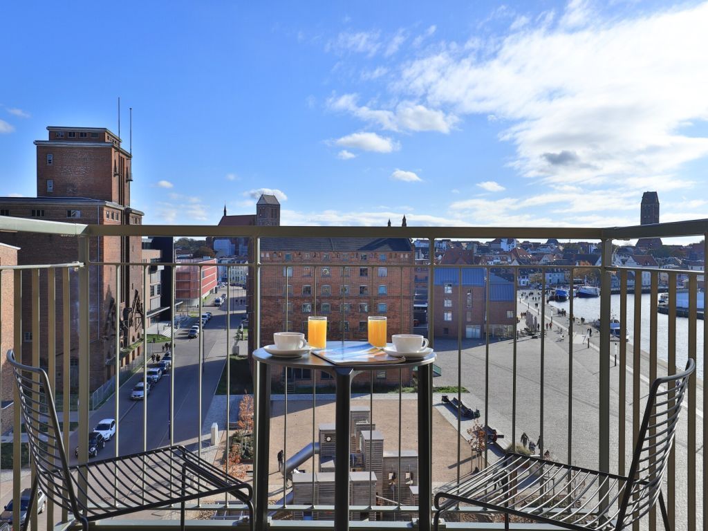 Ohlerich Speicher App. 29 - Blick auf den Balkon und die Altstadt