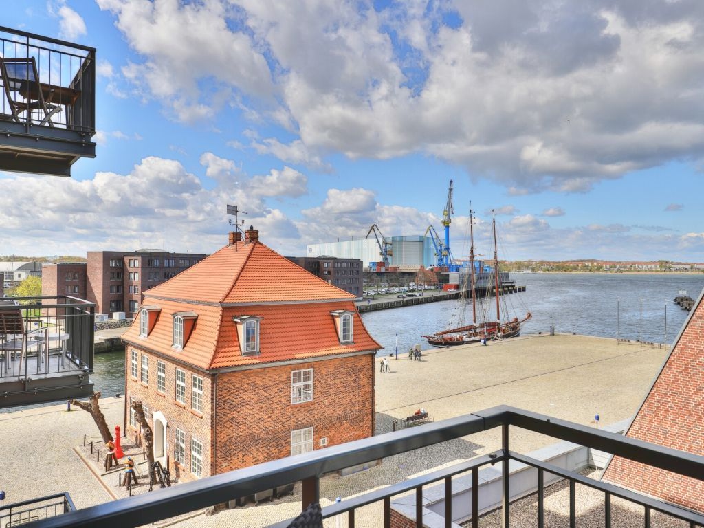 Ohlerich Speicher App. 20 - Blick vom Balkon auf das Baumhaus