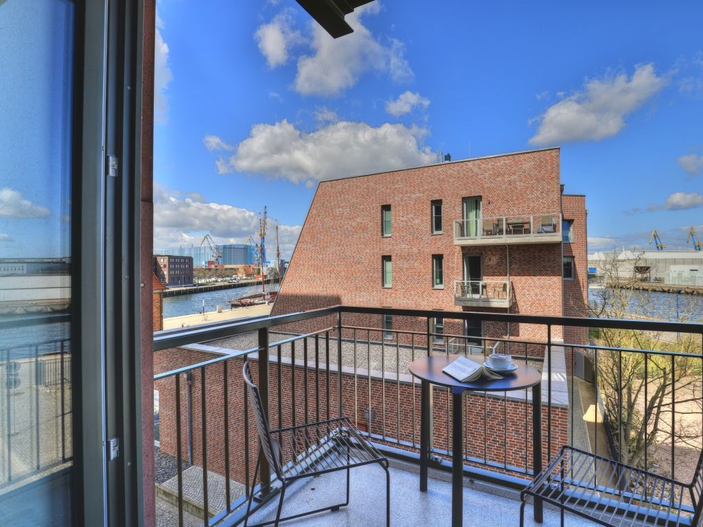 Ohlerich Speicher App. 14 - Blick auf den Balkon und das Wasser