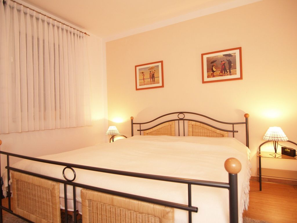 Das Schlafzimmer mit Doppelbett