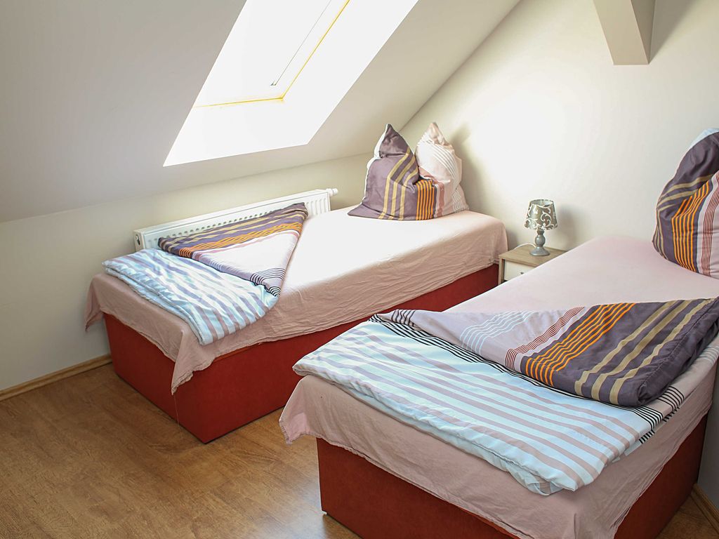 Schlafgelegenheit, 1.Etage