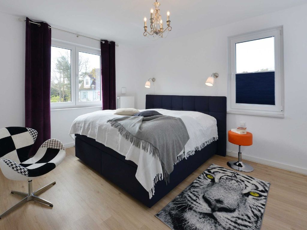 Zweites Schalfzimmer mit Doppelbett