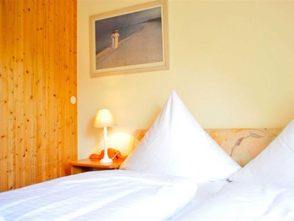 2. Schlafzimmer