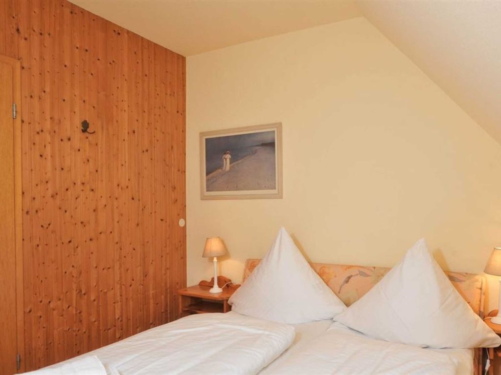 2. Schlafzimmer