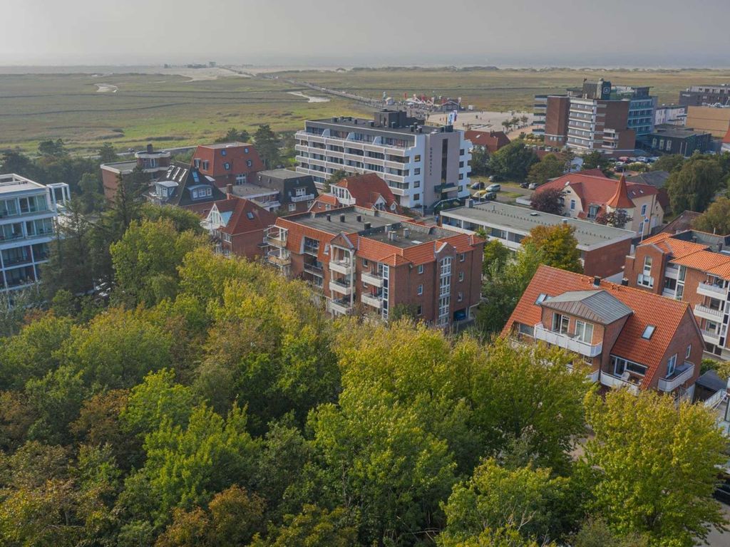 Luftbild mit Meerespanorama