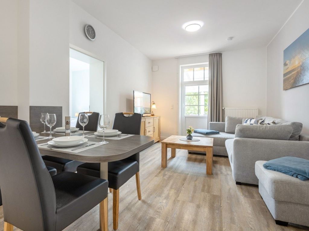 Wohnzimmer und Essbereich