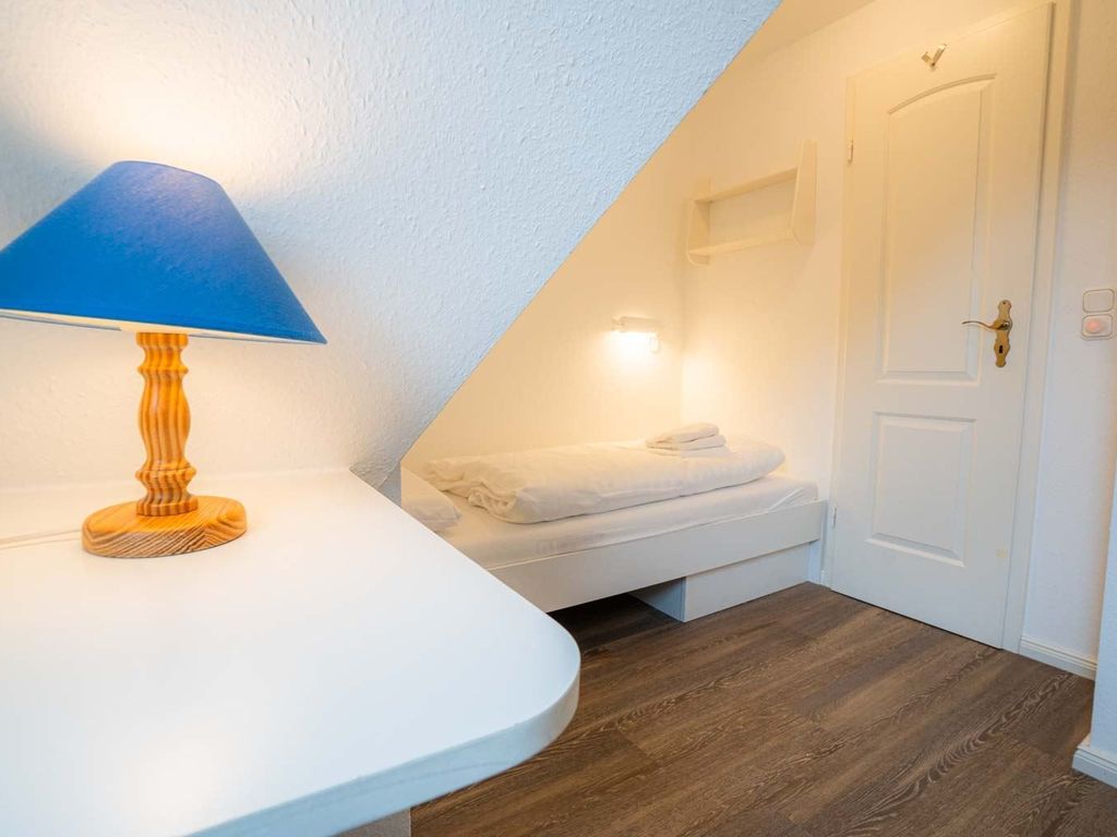 2. Schlafzimmer