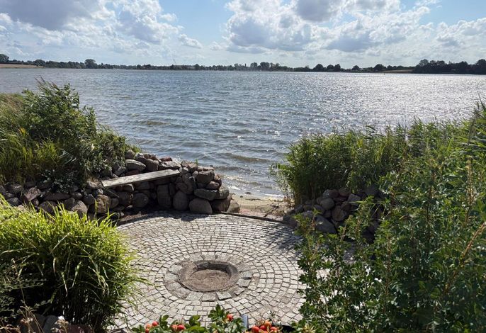 Photo Ferienwohnungen Amrhein Hinterm Deich 2