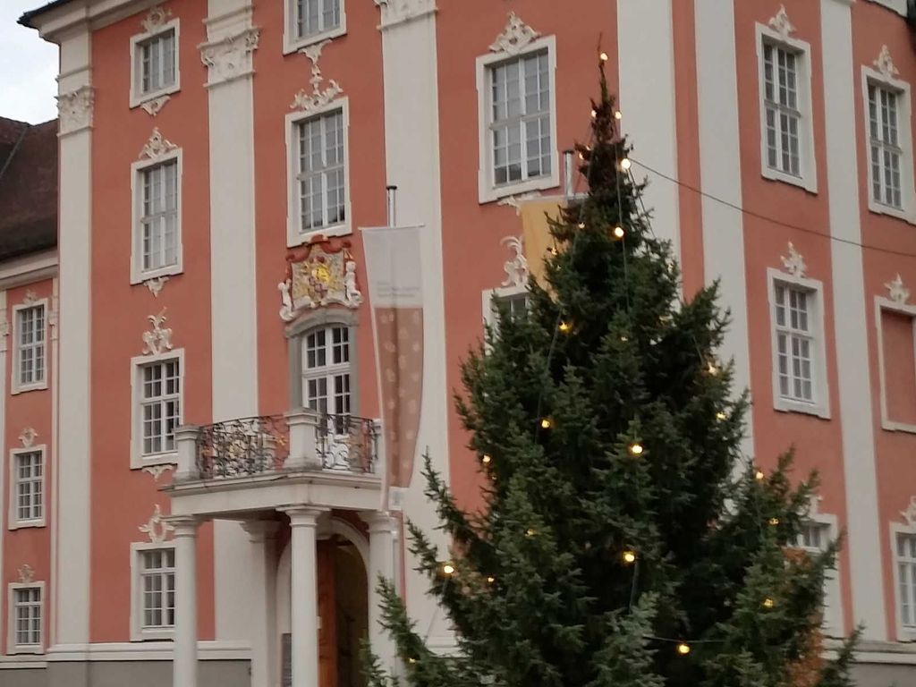 In der Weihnachtszeit präsentiert sich Meersburg ruhig und romantisch.