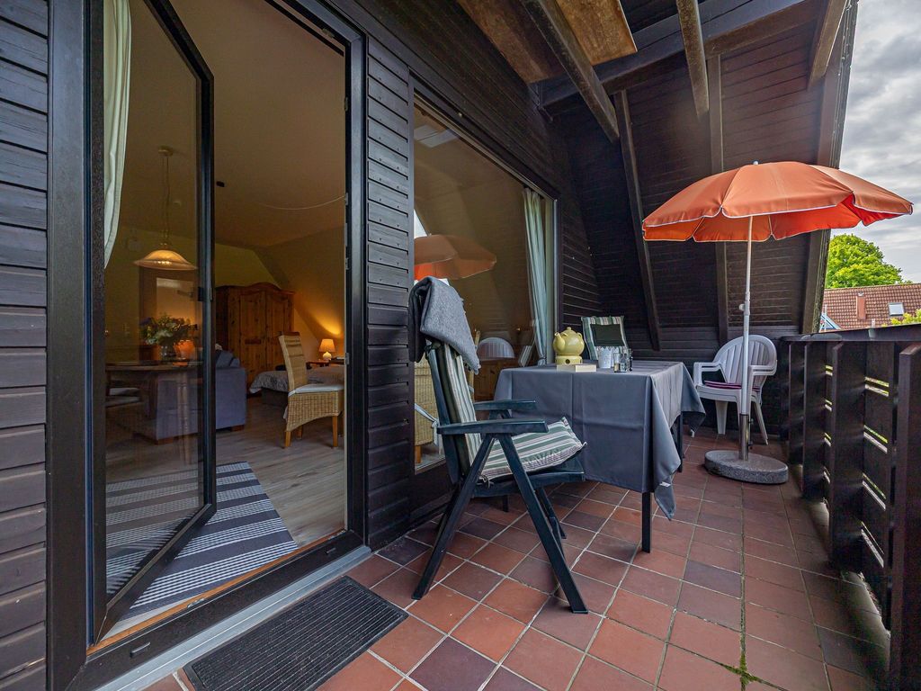 schöner Balkon mit weitem Blick