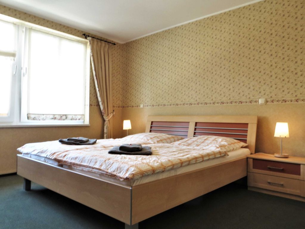 Doppelzimmer mit Doppelbett