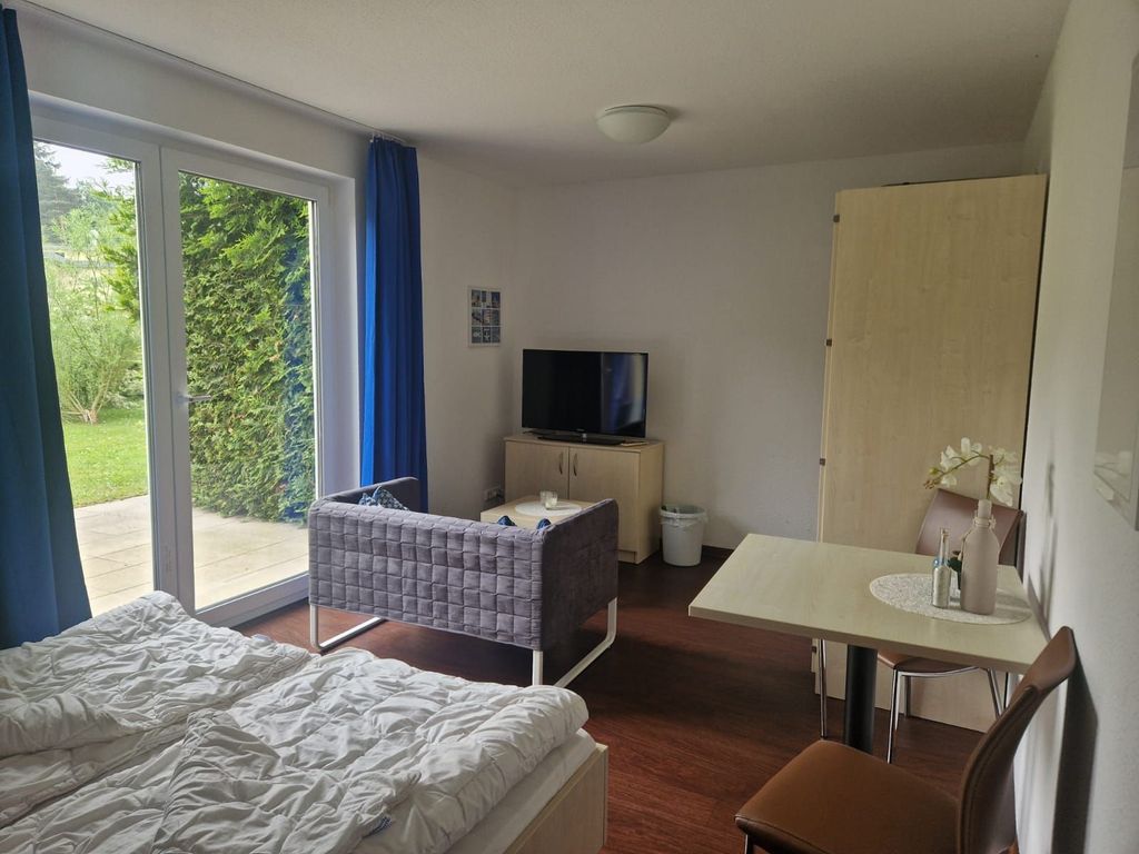Großes Zimmer mit Terrasse