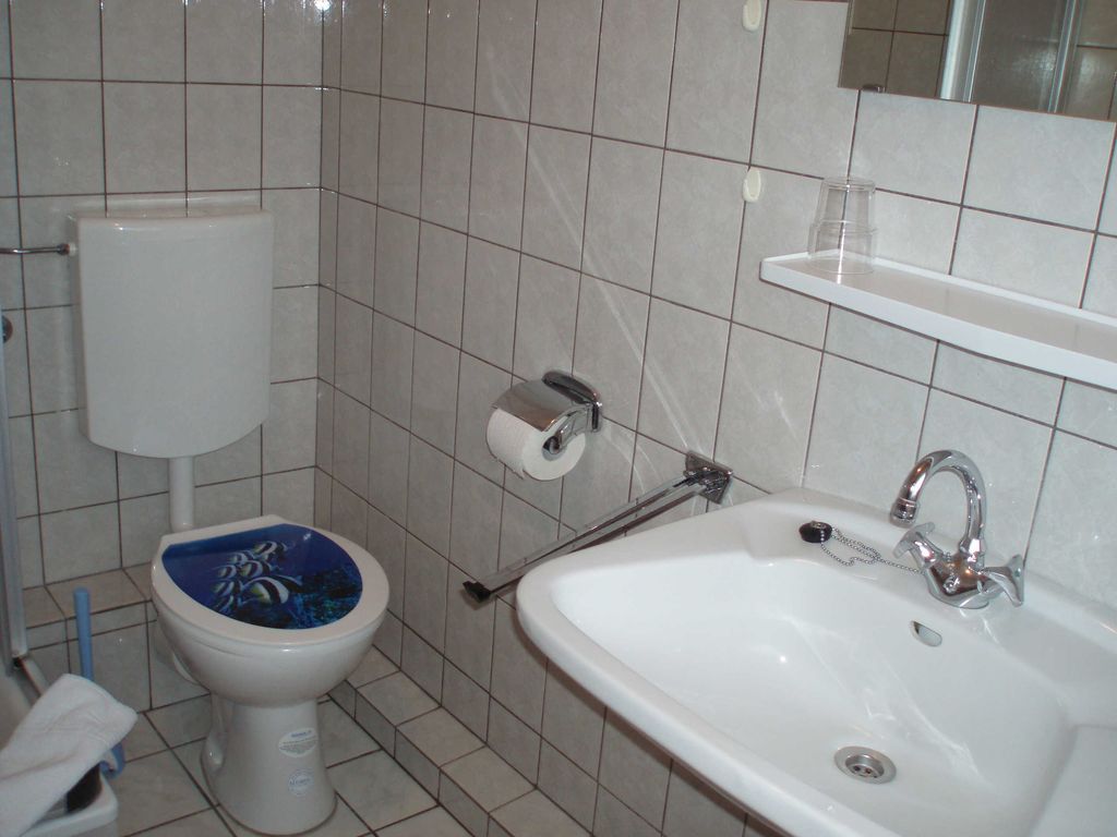 Doppelzimmer 2 - Badezimmer