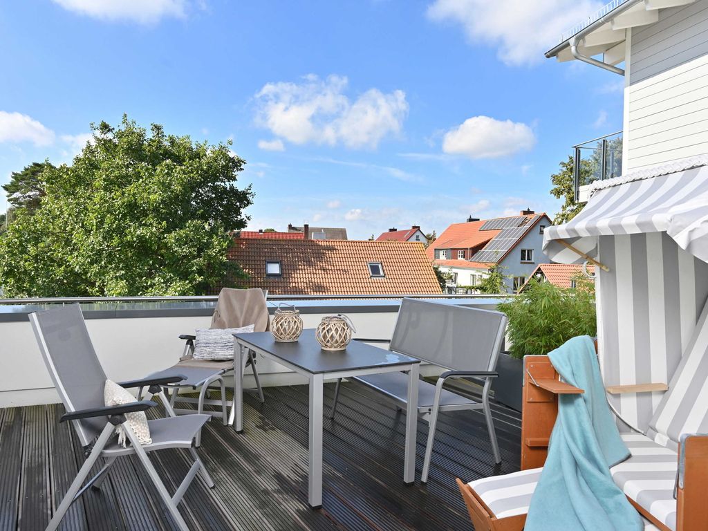 Dachterrasse mit Strandkorb