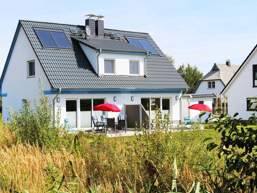 Haus  vom Garten aus