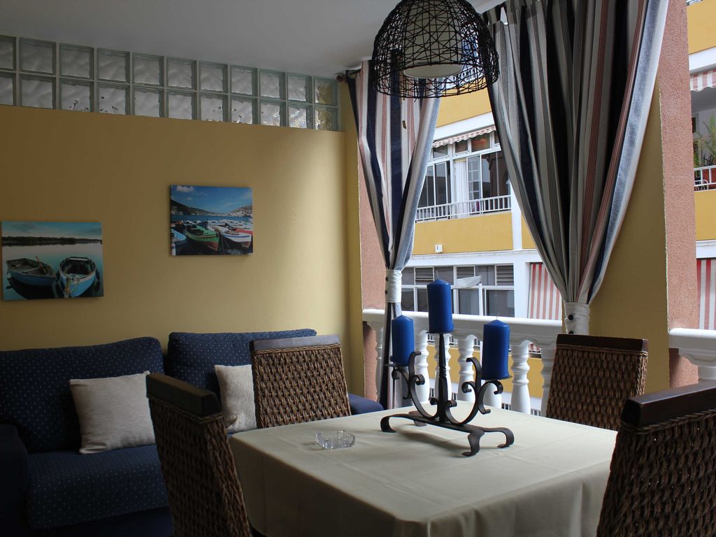 überdachte Terrasse