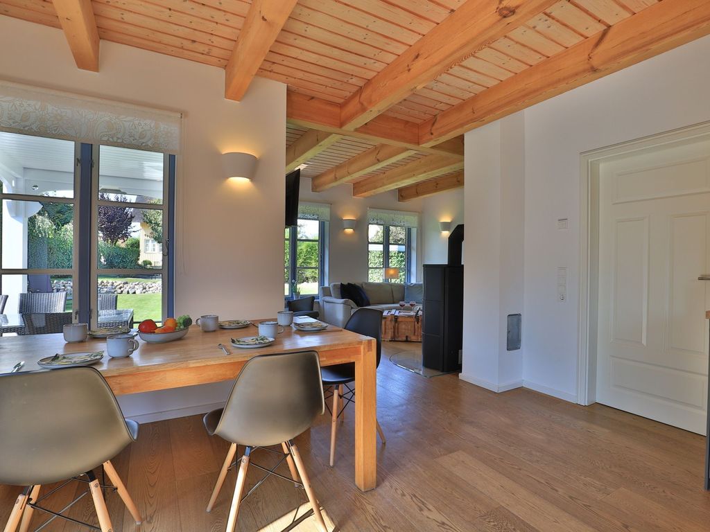 Smutje, Ferienhaus - Blick auf den offenen Essbereich mit Küche