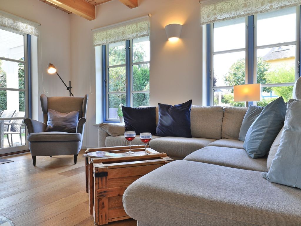 Smutje, Ferienhaus - Blick auf den gemütlichen Wohnbereich mit Kaminofen
