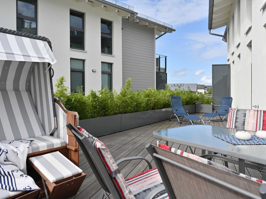 Dachterrasse mit Strandkorb
