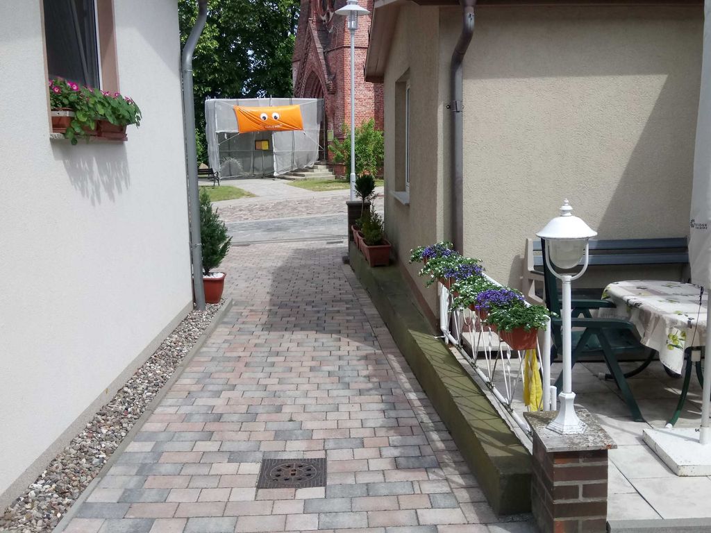 Zugang zur Strasse
