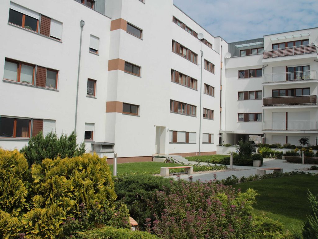 Platan (CH06B)