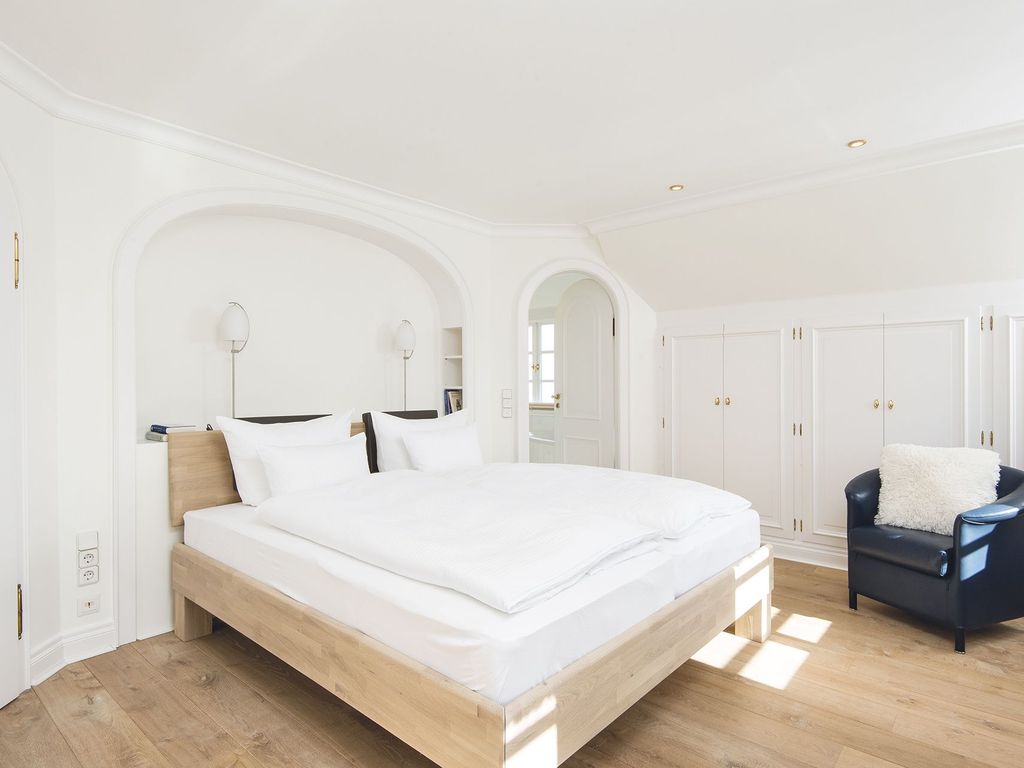 Großes Doppelschlafzimmer mit Bad ensuite