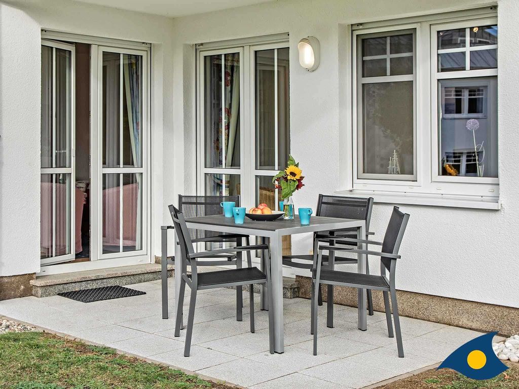 Terrasse mit Sitzmöglichkeiten