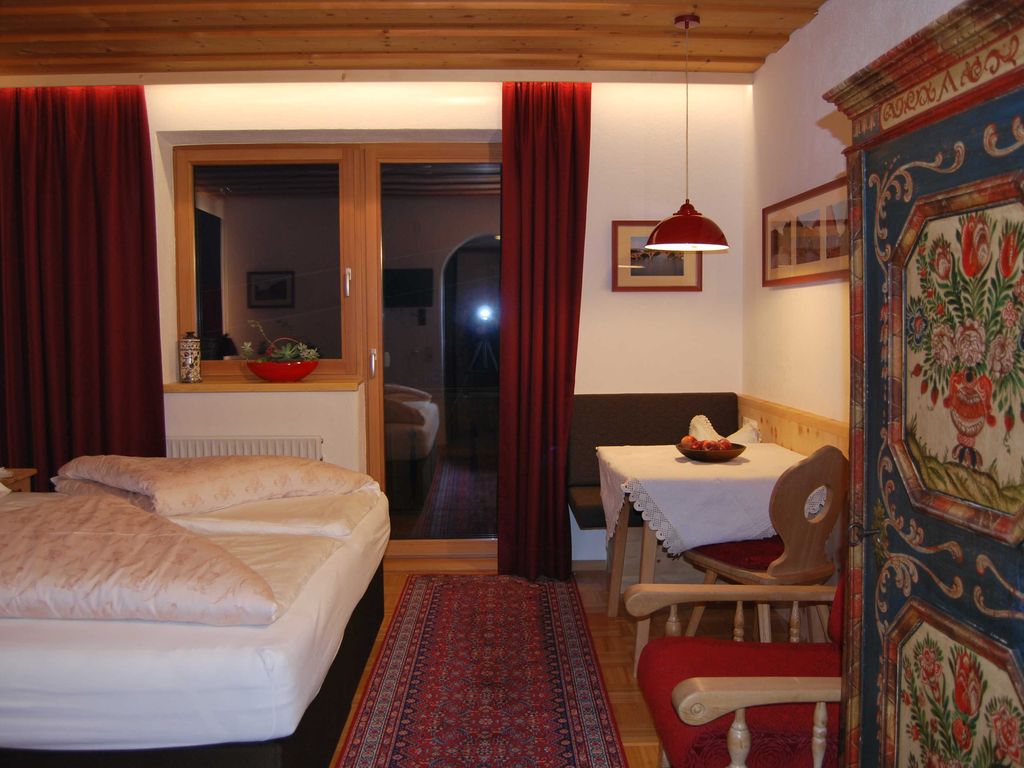 Studio 6