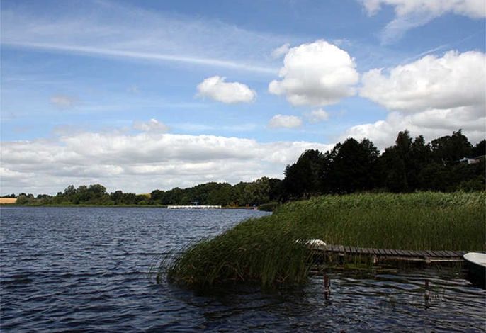 Blick auf Tüzer See