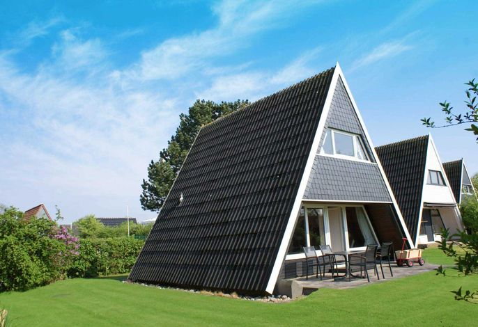 Zeltdachhaus - wenige Minuten bis zum Strand