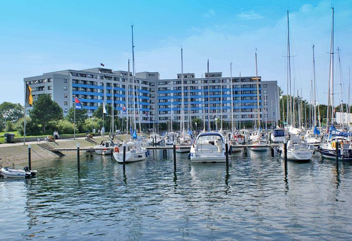- mit 2 x Schlafzimmer, 2 x Balkon und 2 x TV