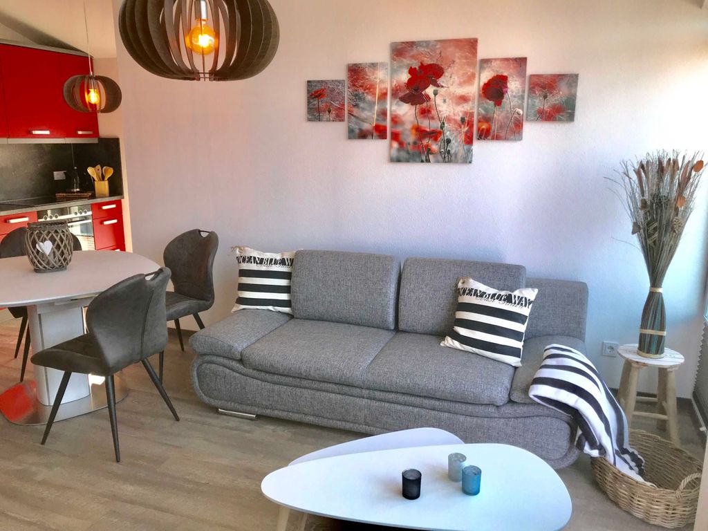 Wohnbereich mit Schlafcouch