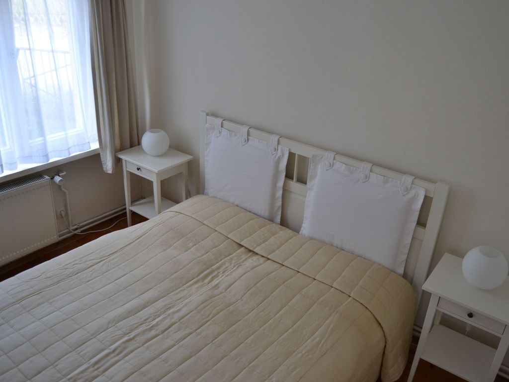 Wohnung 1, Schlafzimmer