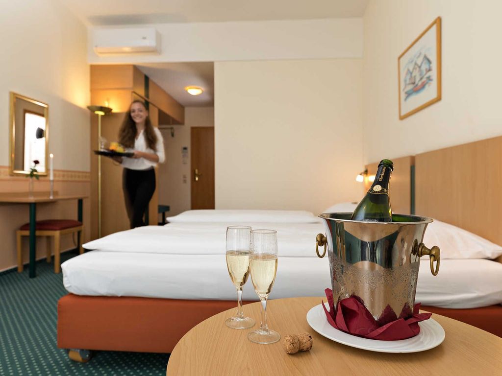 Doppelzimmer / Einzelzimmer Schwarzwaldhotel Gengenbach