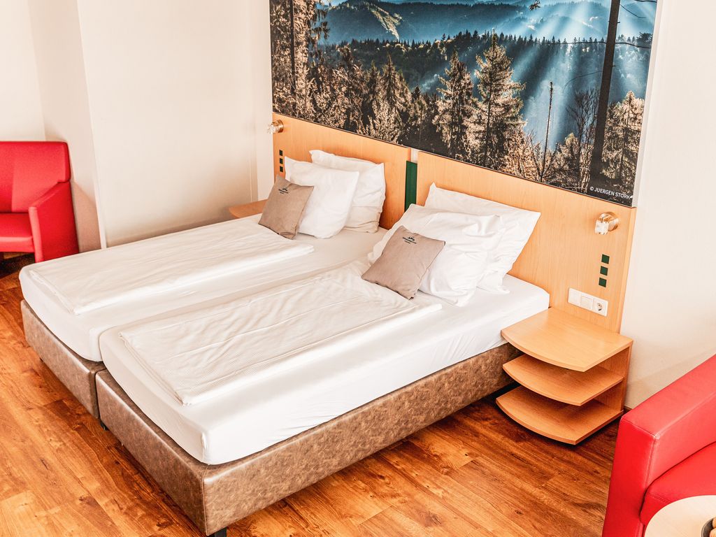 Komfort Zimmer / Bettansicht