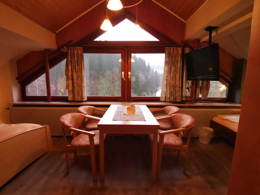 Dreibettzimmer