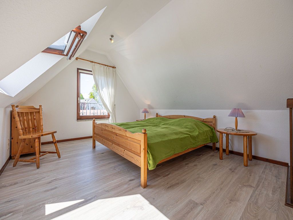Schlafraum 1 mit Doppelbett im OG
