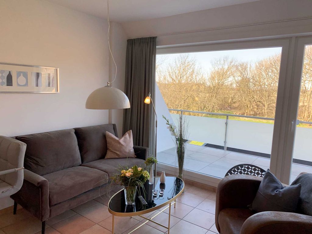Wohnraum mit Balkon