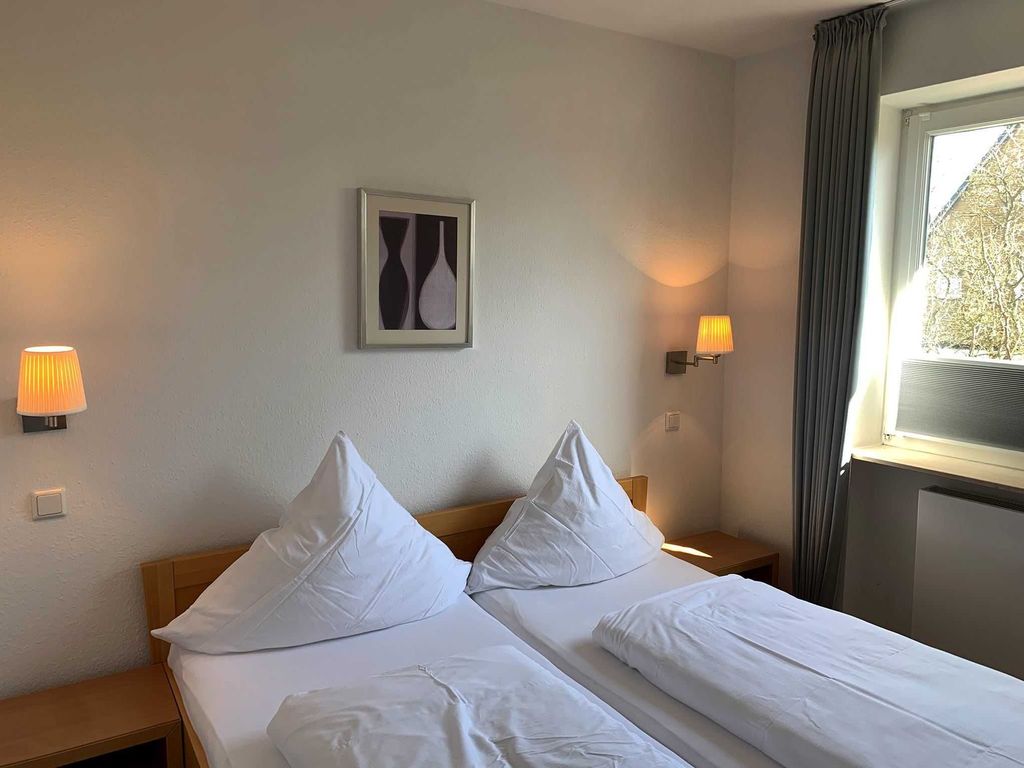 Schlafzimmer mit Doppelbett
