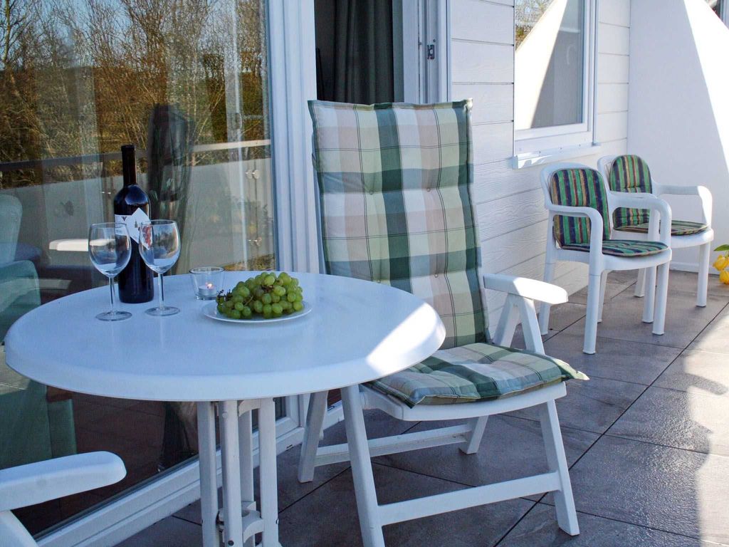 Balkon mit Gartenmöbeln